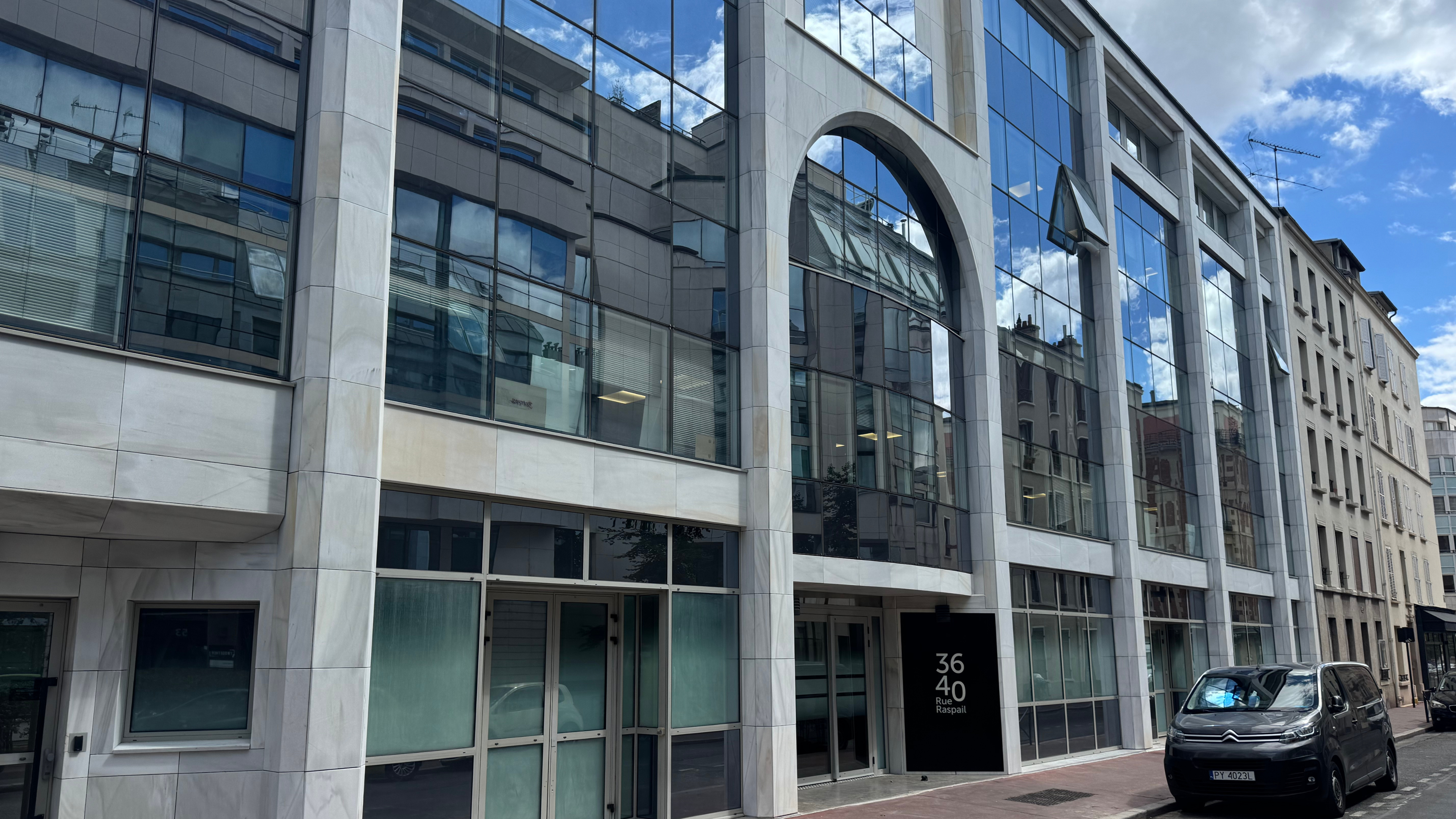 Glot offices